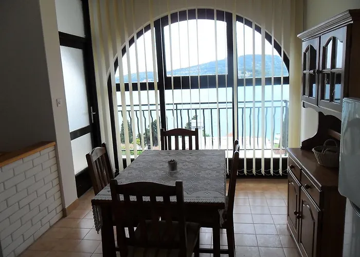 Apartman Maria Tisno