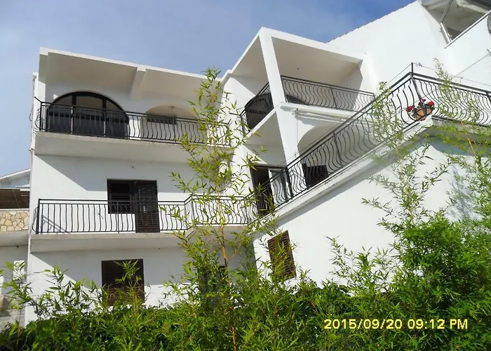 Apartman Maria Tisno